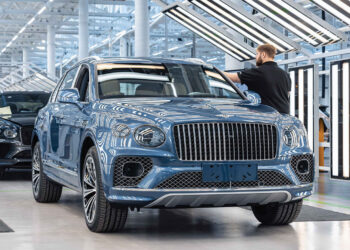 Bentley تسلّم أعلى عدد من السيارات في 2022 مقارَنة مع أي وقت آخر