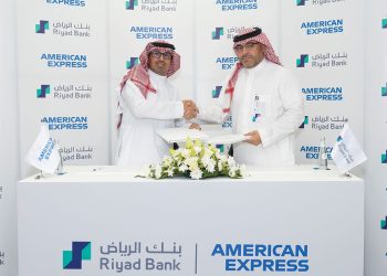 أمريكان إكسبريس السعودية توقع اتفاقية مع بنك الرياض لإتاحة قبول بطاقاتها عبر نقاط البيع التابعة للبنك