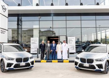 إطلاق أسطول BMW iX5 Hydrogen التجريبي لأوّل مرّة في الشرق الأوسط خلال حفل افتتاح صالة عرض Retail.Next BMW لشركة محمّد يوسف ناغي للسيارات في المملكة العربية السعودية