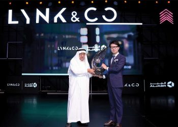 بعد أن حصلت الجبر على وكالتها نهاية العام الماضي: سيارات لينك اند كو الفخمة تدشن رسمياً في المملكة