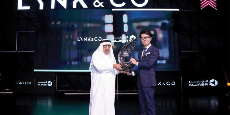 بعد أن حصلت الجبر على وكالتها نهاية العام الماضي: سيارات لينك اند كو الفخمة تدشن رسمياً في المملكة