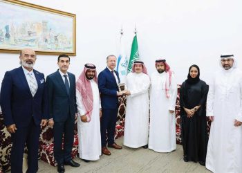 محادثات ثنائية بين شركات تركية ورجال أعمال بغرفة جدة خلال لقاء وفد (موسياد)