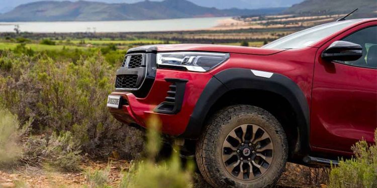 إطار بريجستون “دويلر أيه. تي 002” الجديد لكافة التضاريس