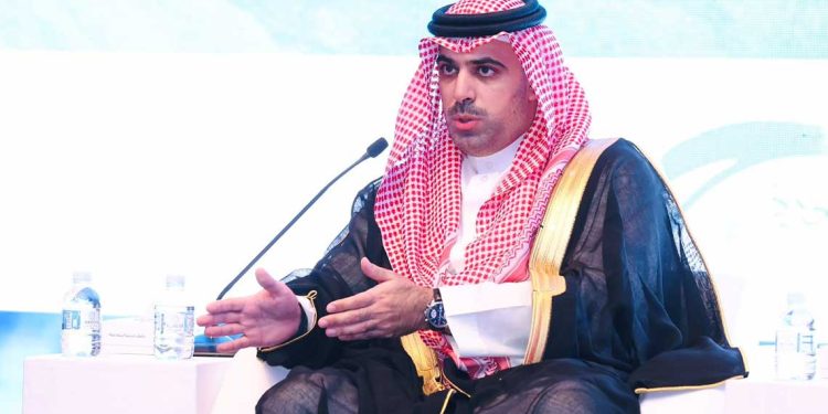 وكيل وزارة السياحة يستعرض برنامج “ممكنات الاستثمار في قطاع السياحة” بغرفة جدة