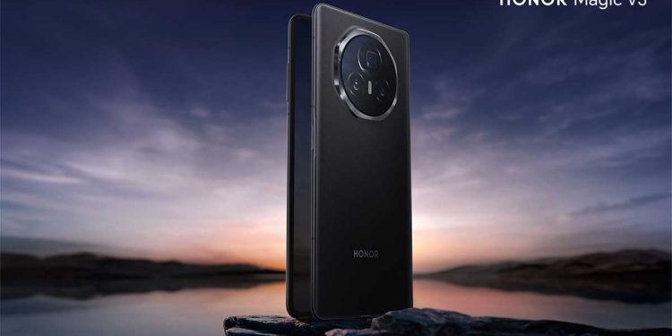 هاتف HONOR Magic V3: قفزة هائلة في تكنولوجيا الهواتف القابلة للطي مع تصميم فائق النحافة ومتانة فائقة وأداء قوي