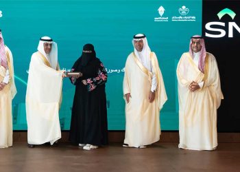البنك الأهلي السعودي يسلّم 184 وحدة سكنية ضمن برنامج الأهلي للإسكان التنموي