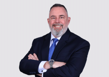 الرئيس التنفيذي لشركة طيران أديل ستيفن غرينوي: طيران أديل بخطى ثابتة: انطلاقة قوية نحو مستقبل الطيران السعودي وتحقيق أهداف رؤية 2030