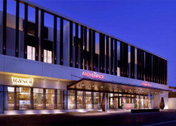 فندق موڤنبيك التحلية جدة.. وجهة مفضّلة لعشّاق المذاق الراقي