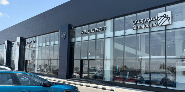 المجدوعي بيجو وسيتروين تفتتح صالتي عرض جديدتين في الرياض والخبر