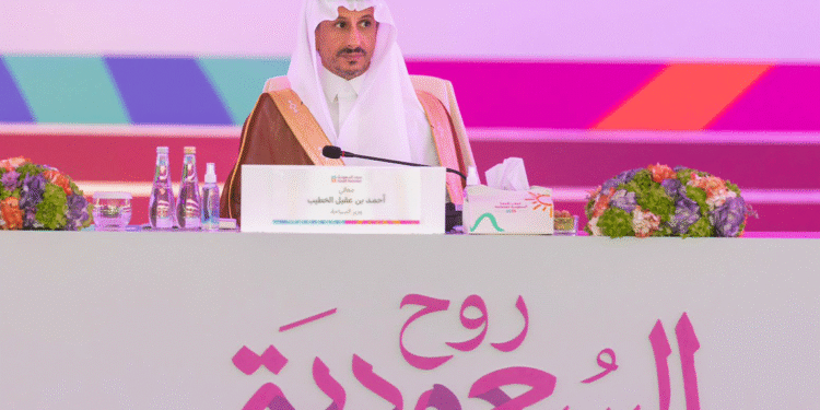 معالي وزير السياحة يقود ورشة عمل لإطلاق برنامج صيف السعودية 2025