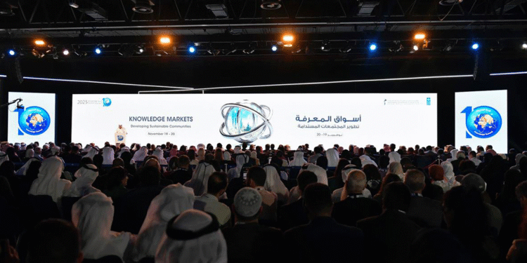 مؤسَّسة محمد بن راشد آل مكتوم للمعرفة وبرنامج الأمم المتحدة الإنمائي يفتتحان الدورة العاشرة من قمَّة المعرفة 2025