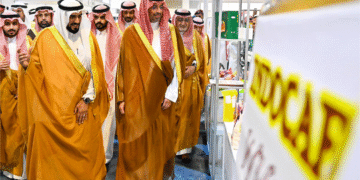 نيابةً عن نائب أمير مكة.. محافظ جدة يفتتح “معرض جدة الدولي للزراعة والمنتجات الغذائية”