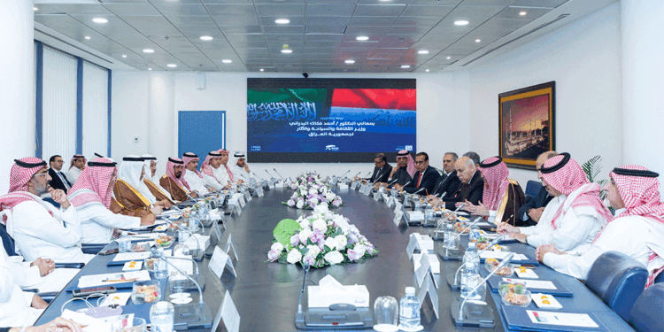 غرفة جدة تفتح آفاق الشراكة الثقافية والسياحية مع العراق
