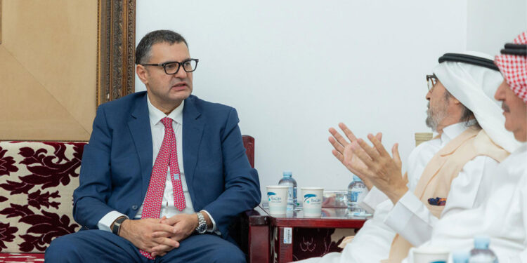 Jeddah Chamber Chairman receives the Ambassador of Georgia to discuss strengthening trade, investment, and economic cooperation between Saudi Arabia and Georgia