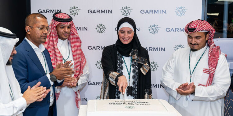 جارمن تفتتح أول متاجرها في الرياض وتطلق ساعات fenix 9 في السوق السعودي