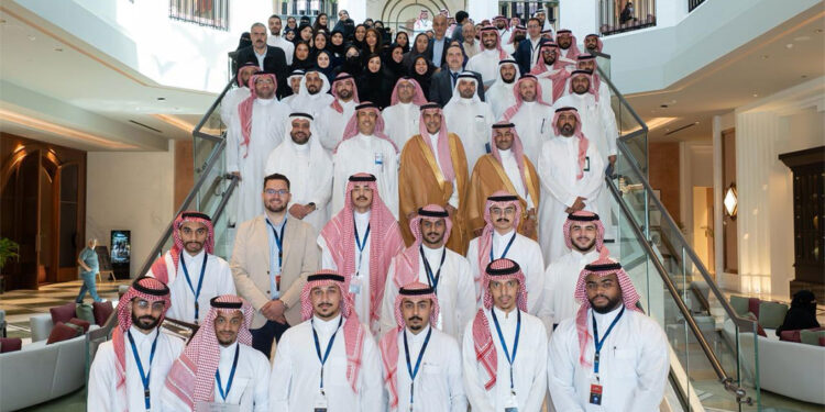 50 طالبًا وطالبة يطورون 18 حلًا هندسيًا خلال هاكاثون مشاريع الجامعة الصناعي من جونسون كنترولز العربية