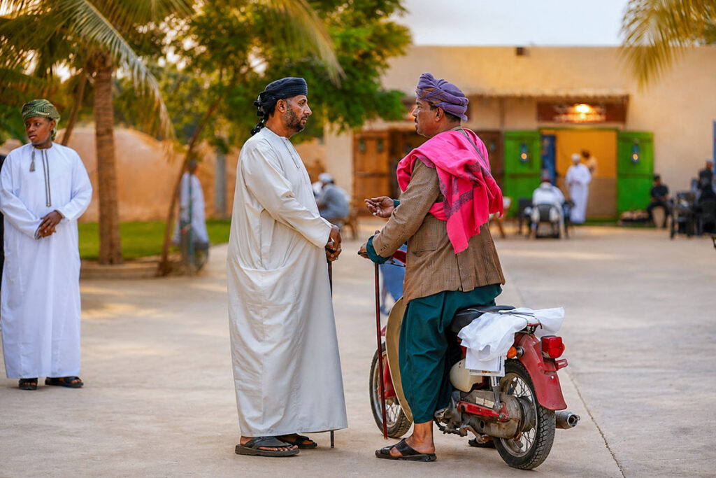البيئة البحرية بفعالية عودة الماضي تعرض أدوات الصيد التقليدية والقوارب القديمة والفنون البحرية