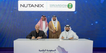 توقيع مذكرة تفاهم بين نوتانيكس ووزارة البيئة والمياه والزراعة لتعزيز البنية الرقمية والحوسبة السحابية